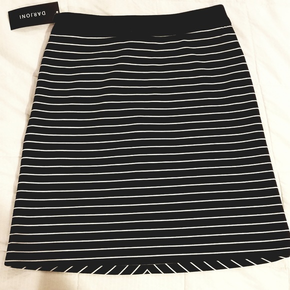 Nwt black and white striped skirt. - Picture 2 of 3